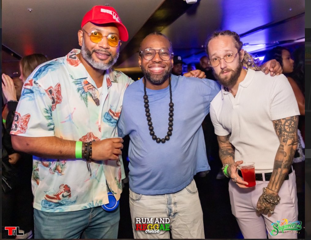 2000_redd's tweet image. #tbt Last Saturday night at Rum and Reggae  boat party