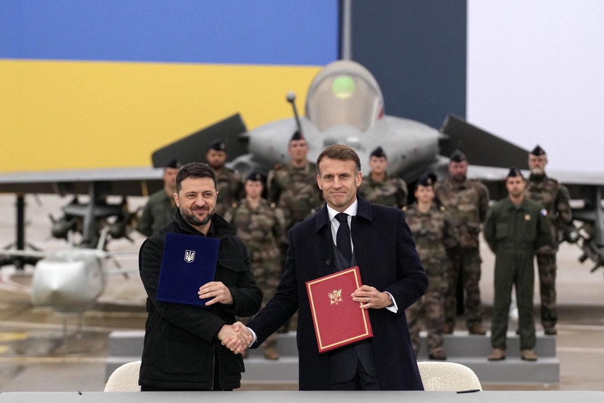 TheGeostrata's tweet image. Ukraine and France Seal Major Defence Deal for Rafale Jets and Air Defence Systems

In a major boost to Kyiv’s defence capabilities, Ukraine and France have signed a landmark agreement that could reshape the country’s air power for years to come. During President Volodymyr…