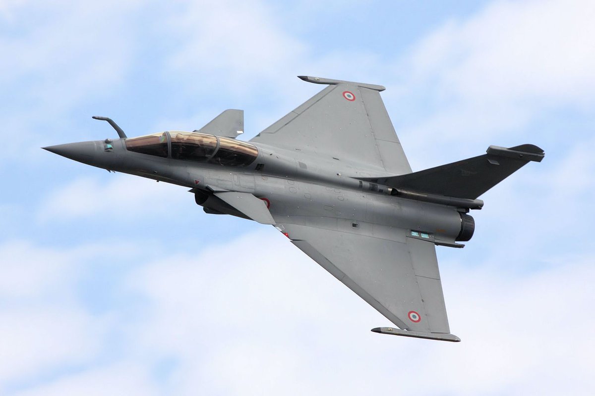 TheGeostrata's tweet image. Ukraine and France Seal Major Defence Deal for Rafale Jets and Air Defence Systems

In a major boost to Kyiv’s defence capabilities, Ukraine and France have signed a landmark agreement that could reshape the country’s air power for years to come. During President Volodymyr…