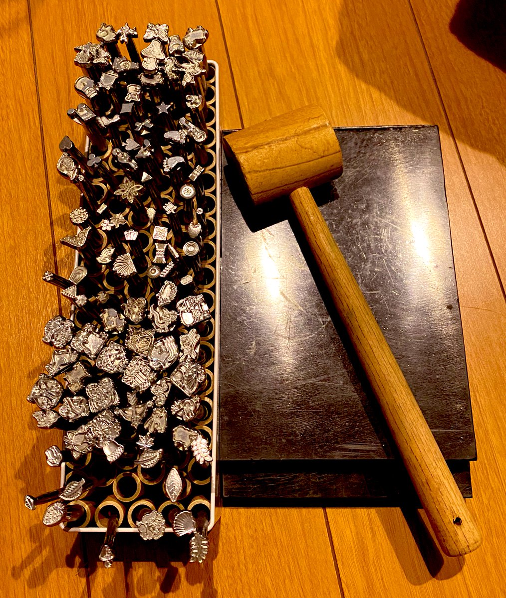 ひぃ婆ちゃん▶︎手鞠作り、機織り 婆ちゃん▶︎ 木目込(きめこめ)人形