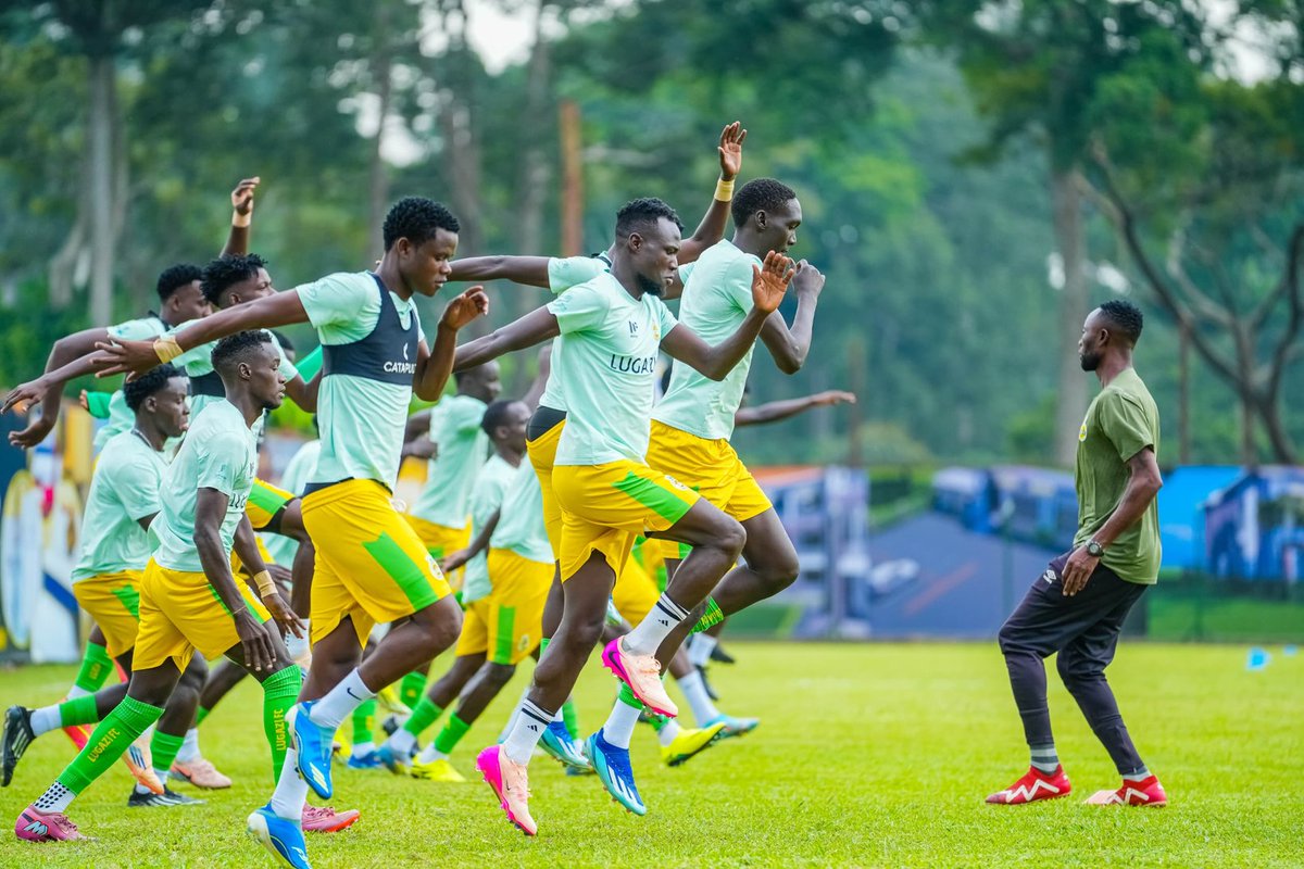 LugaziFC's tweet image. Stretching the muscles and getting match ready!

#TheLeaders
#UshindiNiWetu
#LUGEXP