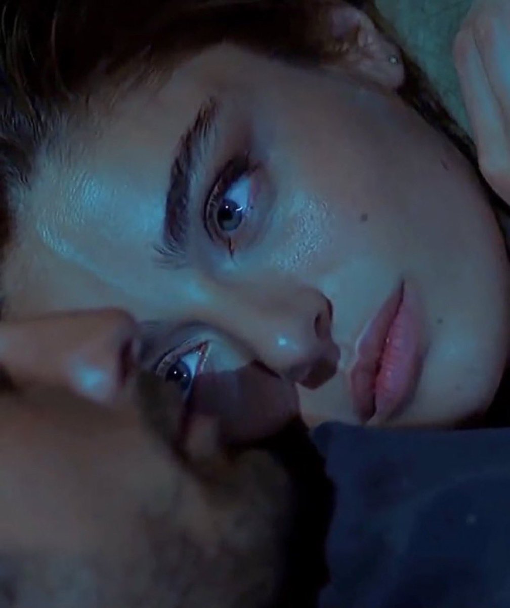 AlphaSeductive's tweet image. 10 things You do that turn off women

&amp;amp; Compels them to dump you

(CORRECT THESE MISTAKES IF YOU DON&apos;T WANNA GET CHEATED ON)