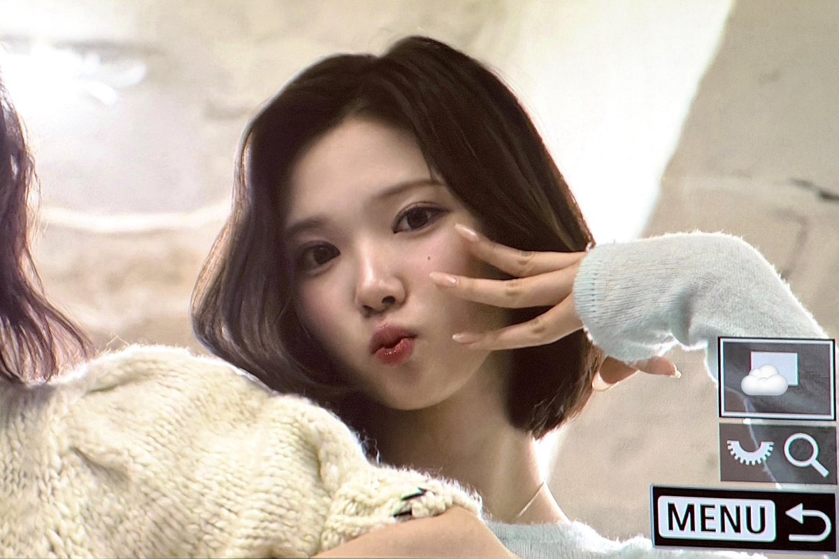 cloud__jw's tweet image. 251120 팝업  #지우 #JIWOO #Hearts2Hearts #하츠투하츠 #H2H