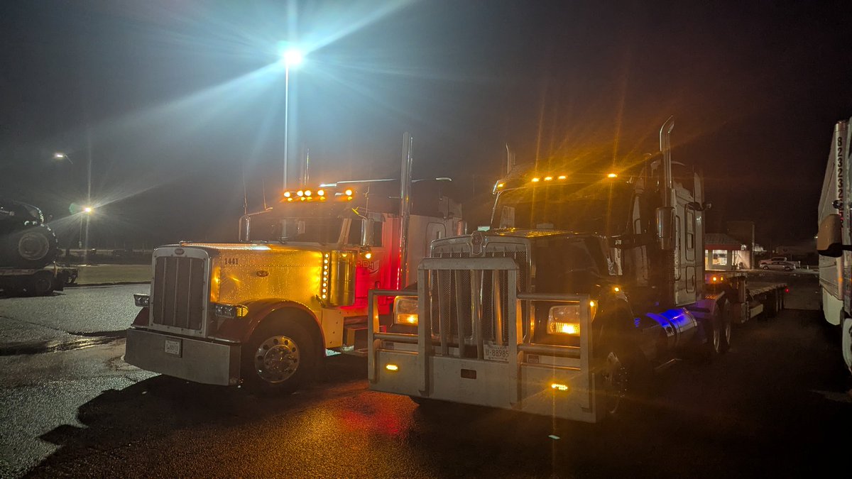 TruckinEh's tweet image. Turns out we can load a day early so we&apos;re pushing hard now. 
Good morning ☕
Let&apos;s roll.