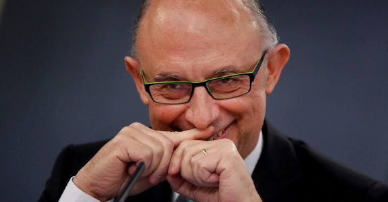 Lo de Montoro no sale en los medios. ¿Por qué será?