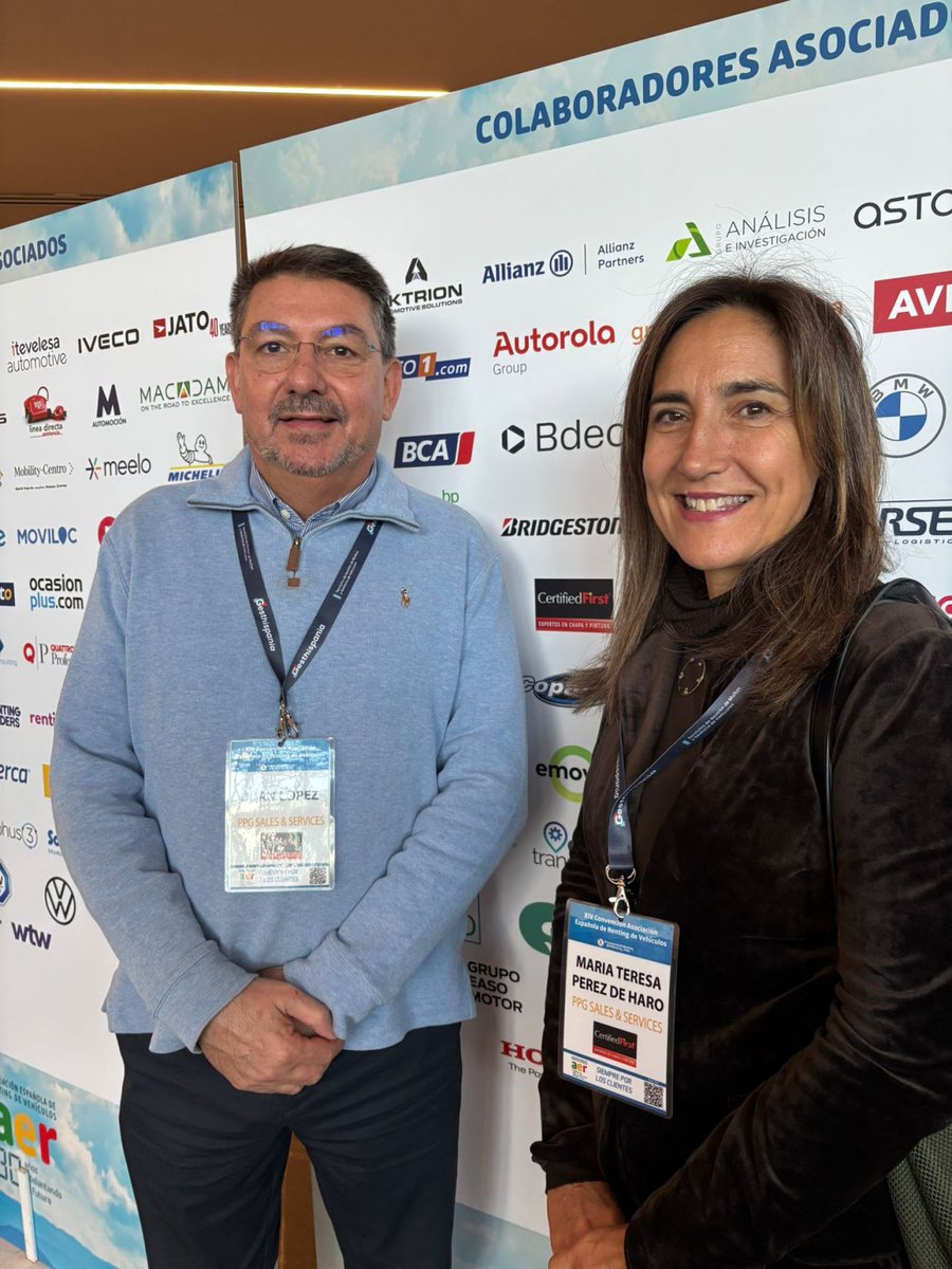 CERTIFIEDF_ES's tweet photo. El equipo de @CERTIFIEDF_ES estuvo en la XIV Convención de la AER, donde el #renting celebró 30 años de crecimiento: más de 5M de vehículos y 91.951M€ invertidos desde 1995. Un sector que sigue siendo clave y dinámico.Orgullosos de acompañarlo con la mejor calidad en #carrocería https://t.co/k6fX9setgH