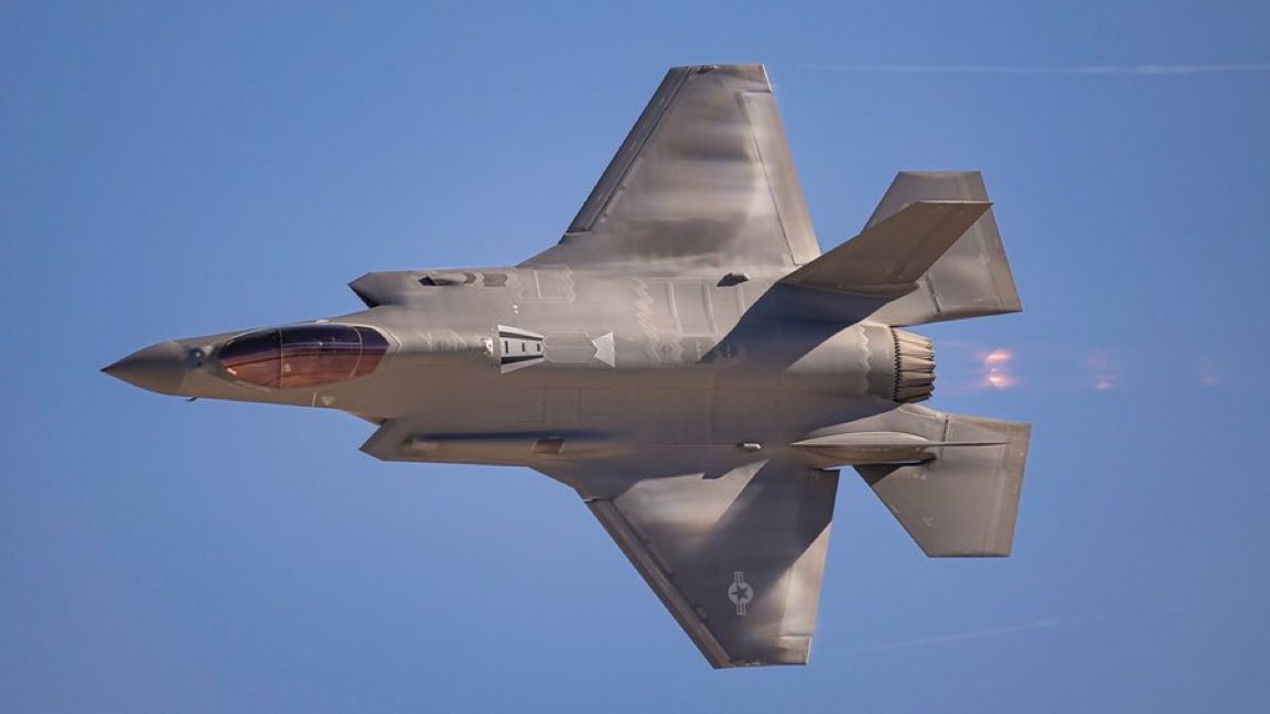 AdameMedia's tweet image. BREAKING: 🇺🇸 🇸🇦 🇮🇱 

Trump to sell DOWNGRADED version of the F-35 to Saudi Arabia after saying he wouldn’t. 

Trump wants ISRAELI fighter jets to maintain their superiority in the region. 

Disgusting.