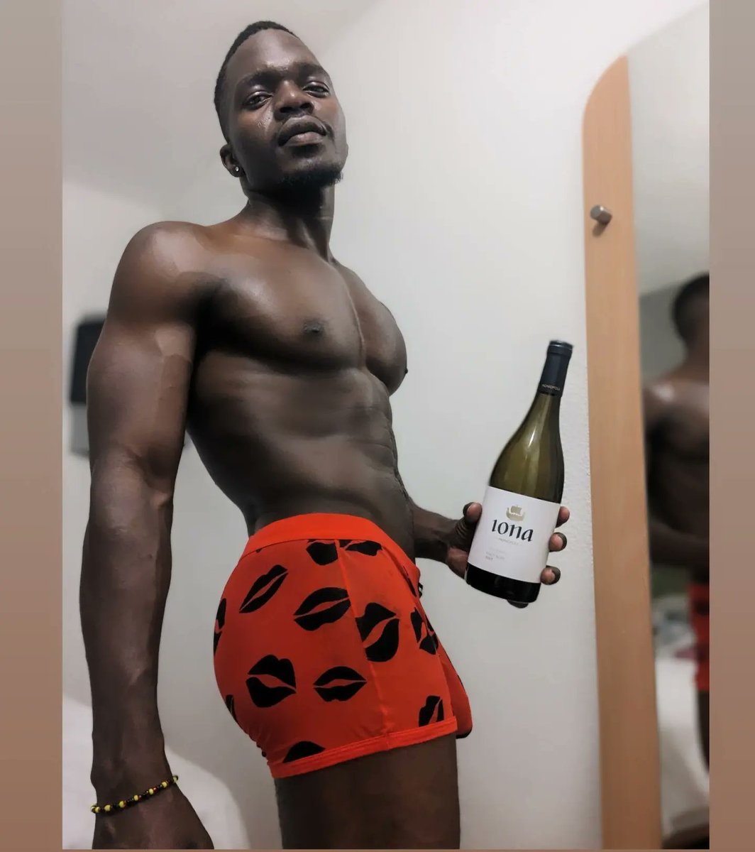 ModelNicholas's tweet image. Fascinating ❤️