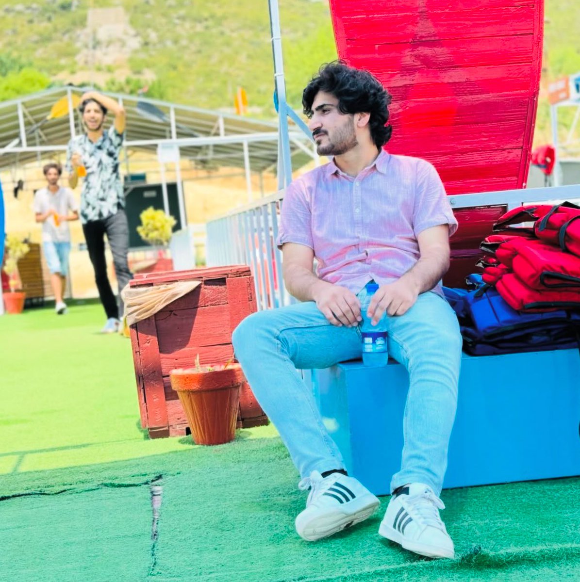 beingimtiazk's tweet image. Hopes of bright future is trapped in dark dungeon ..
#ReleaseSaeedBaloch 
#SaveBalochStudents
#EndEnforcedDisappearnces