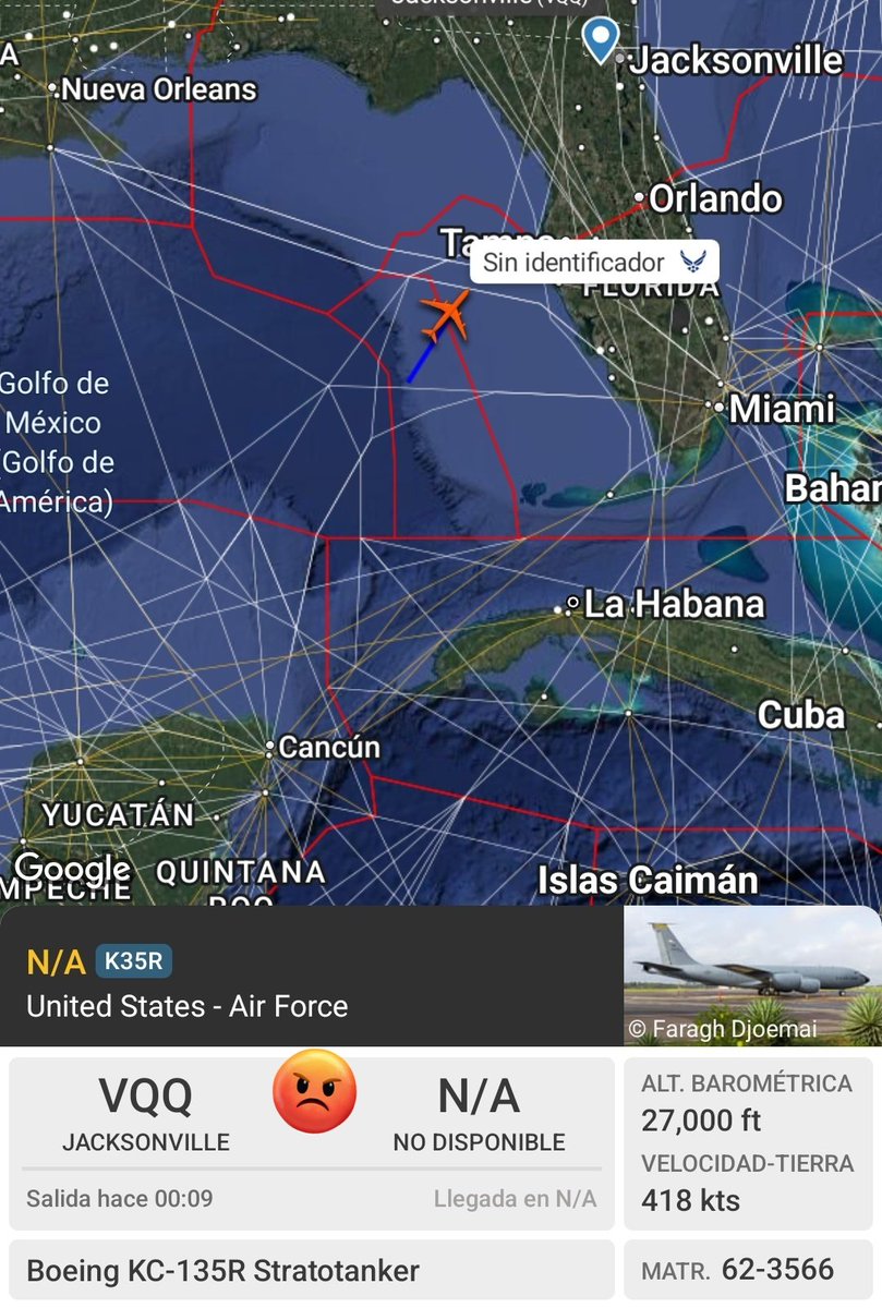 Fuerza Aérea 🇺🇲 KC-135R Stratotanker 62-3566 retornando a Jacksonville luego de asistir con combustible a los B-52?