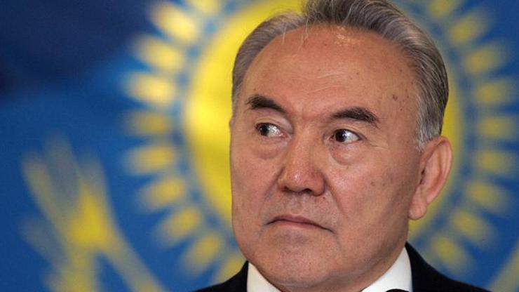 "Bizim kızlarımız nasıl giyineceğini bilir.
Araplardan öğrenecek değiliz.‼️"

Kazakistan Cumhuriyeti kurucusu
Nursultan Nazarbayev