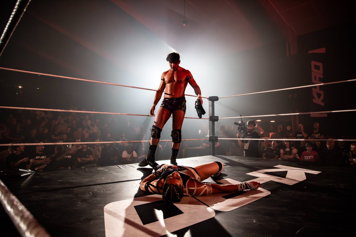 khao_wrestling's tweet image. @Cory_ZERO vs @Nate_Prince_pw (1/2)
