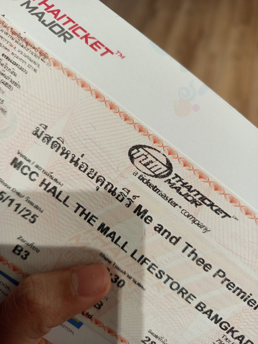 chayaoctlibra12's tweet image. มารีวิวค่าาาตอนนั้นนั่งกดจนมันกดไม่ได้สักที่ เลยเห็นร้านรับกดบัตรหลุดนี่เลยทักไปเลยและร้านก็กดให้ได้เร็วมาก และได้ที่นั่งโซน2000 แถว2 ได้เห็นปอนด์พุเดินมาข้างหน้าด้วย💕💕🙏ฟินสุด
#ticbychib