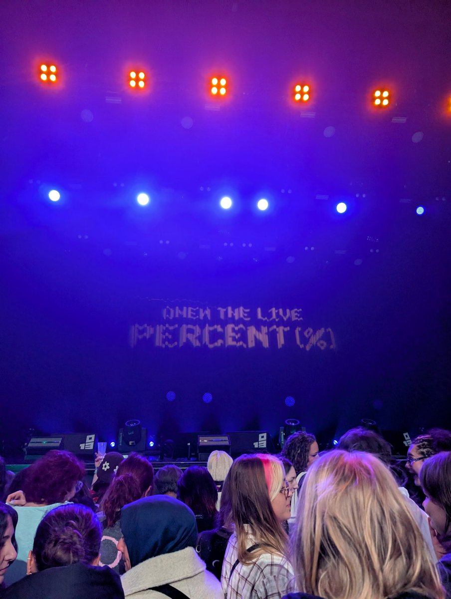 tarasbubble's tweet image. READY FOR ONEWW OMMGGG