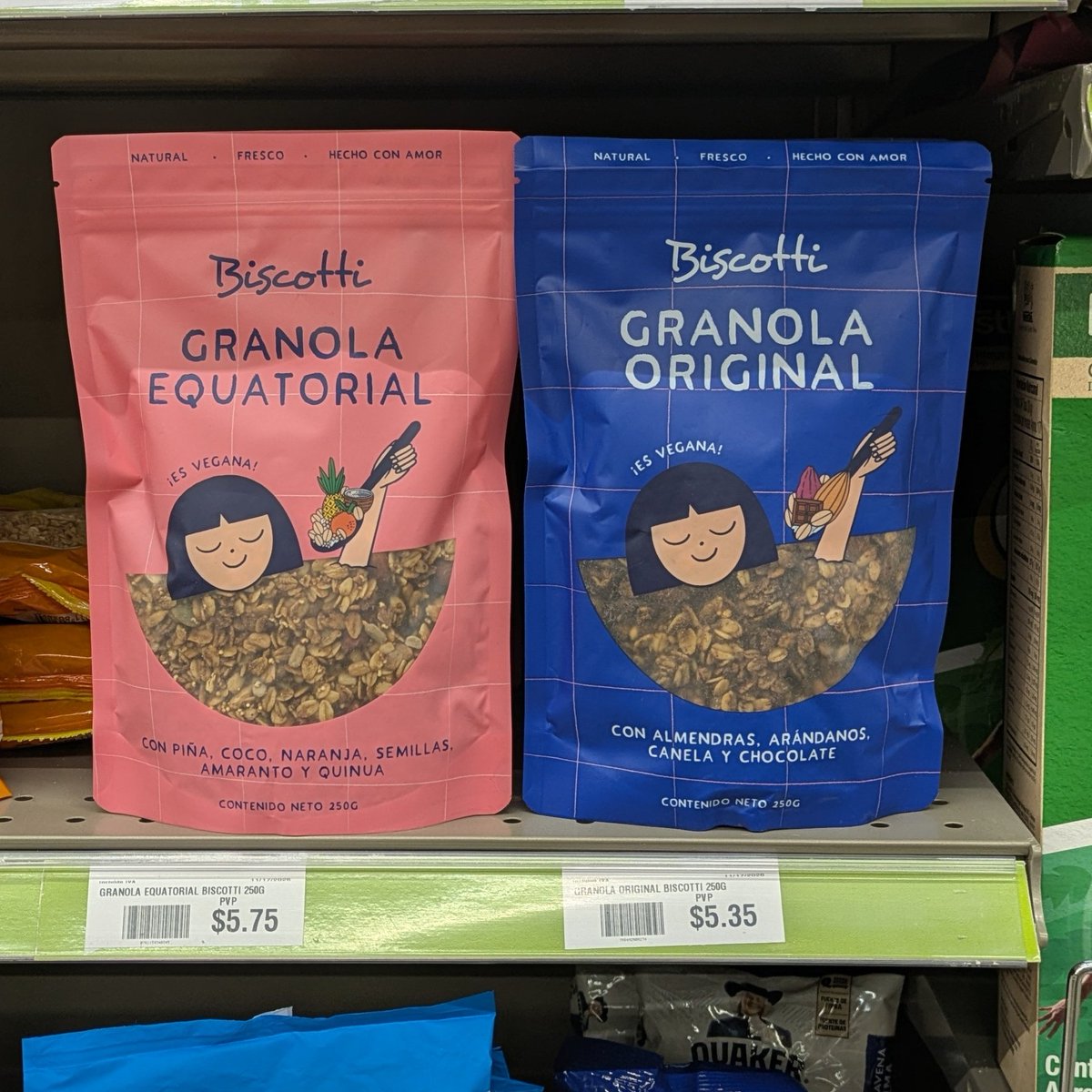 Vengo hace 10 años haciendo granolas sin parar, este año les pude cambiar el empaque y desde hoy están perchadas en Del Portal (en Machala también 🥹) 🫶🏽 Si compran una, o unas, estaré muy agradecida 😘