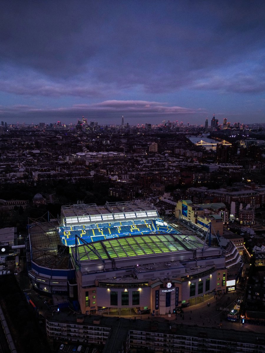 ChelseaFCW's tweet image. Stamford Bridge at night. 🤩

#UWCL