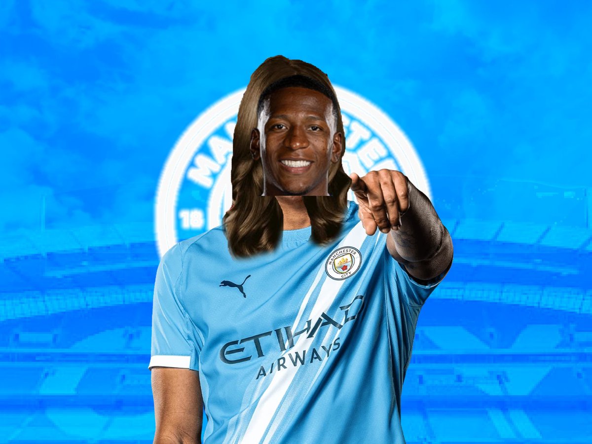 🚨OFFICIEL 🔥
<a href="/lamereapervis/">La daronne a pervis</a>  fait son come-back au club après être partie libre au <a href="/PoscPille_RP/">Pille Posc</a> et nous rejoint pour 40 millions 🤑 
Elle jouera défenseur central et portera le numéro 69 😽
🩵Come on Pity 🚢