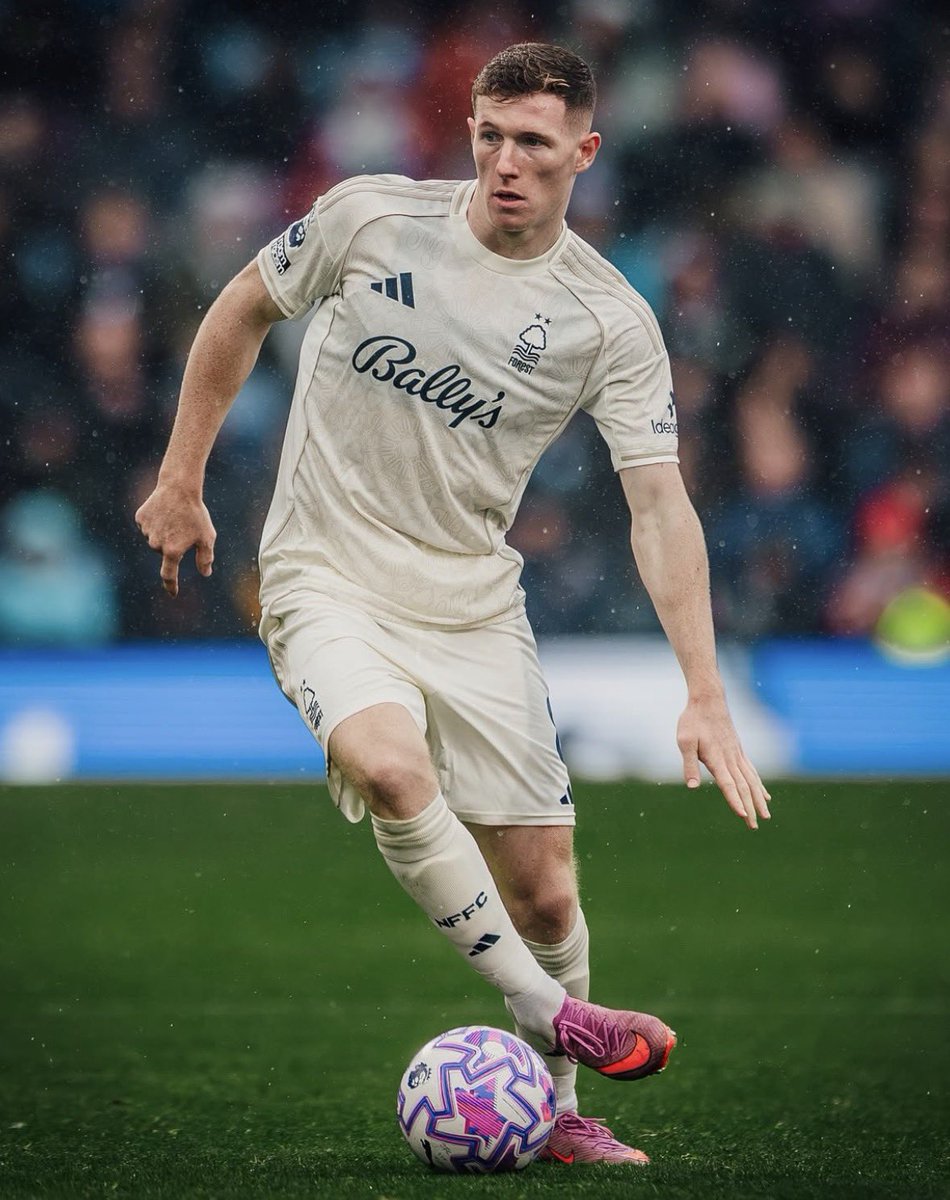 bonventure21's tweet photo. Chances of Newcastle re-signing Elliot Anderson? This might not be what Newcastle fans want to hear, but my information is that the chances are fairly low.  My instinct is that one of, if not both, the Manchester clubs will make a serious play for him. https://t.co/JWP3ICo7sz