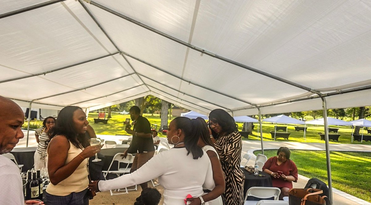 mctxchamber's tweet image. Tonight we’re taking it all the way back to the 90s at The Ranch on McKeever Rd! 🎧✨

#90sNight #ThrowbackVibes #TheRanchOnMcKeever #MissouriCityTX #MCTXNightlife
#SupportLocal #MCTXChamber #BitesSipsBuzz #MCCC #MCTXBAR
#MissouriCityChamber