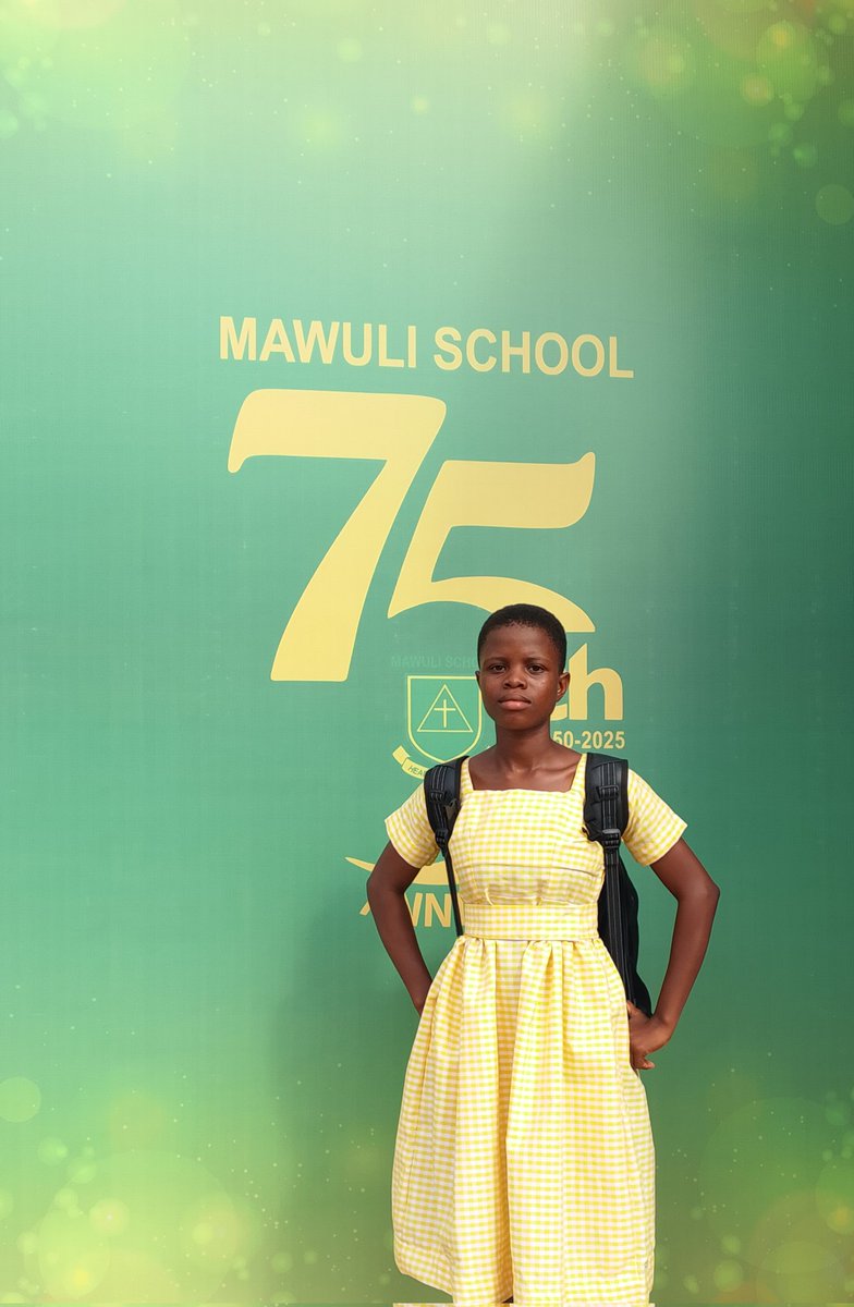 Sir_Waak's tweet image. This is your chance to make her proud, to honor her memory. Study hard, work hard, and make her smile from heaven 🌹💕. Always remember my words &quot;Mum (Sister) is no more, But God is always with us&quot;

#TrustingtheProcess✌
#BelievingInTimeAndSeason✍
#GodIsTheGraetest🙏