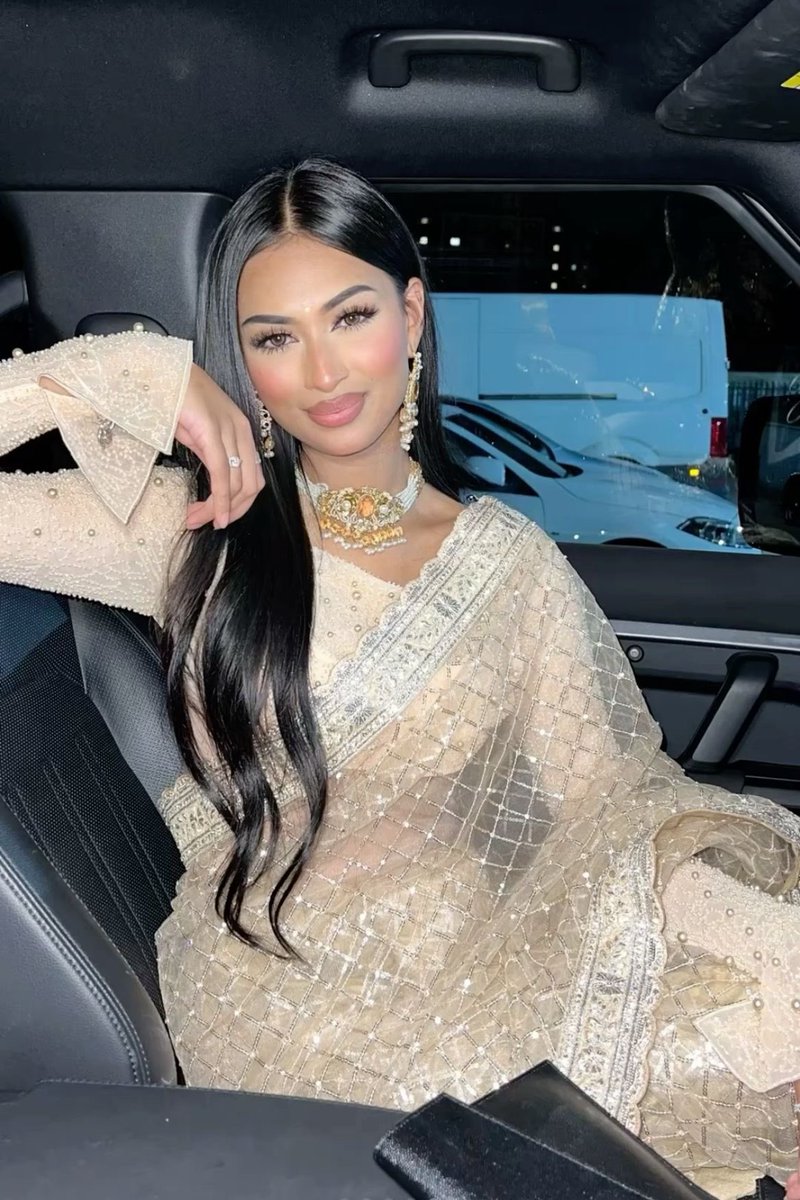 exiledroyalty's tweet image. Just a little Bangladeshi women appreciation post. We deserve the upmost freedom and respect. Never to be told what we can and can’t do. Hands off our queens! 🇧🇩♥️👑✨