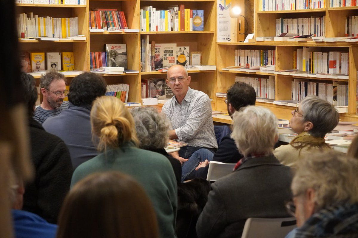 ✊🇵🇸 Très heureux d’avoir accueilli Alain Dontaine à la librairie L’Opuscule pour présenter son livre Gaza, géopolitique de la puissance.

Une rencontre organisée par le <a href="/Pg34Herault/">PG34</a>. Plus que jamais, continuons à dénoncer le génocide et l’apartheid du peuple palestinien.