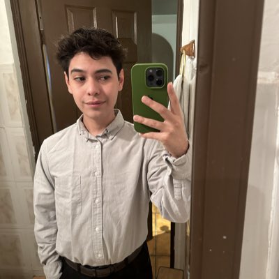 Bxxssa's tweet photo. #NuevaFotoDePerfil https://t.co/AJUAnsCSz9