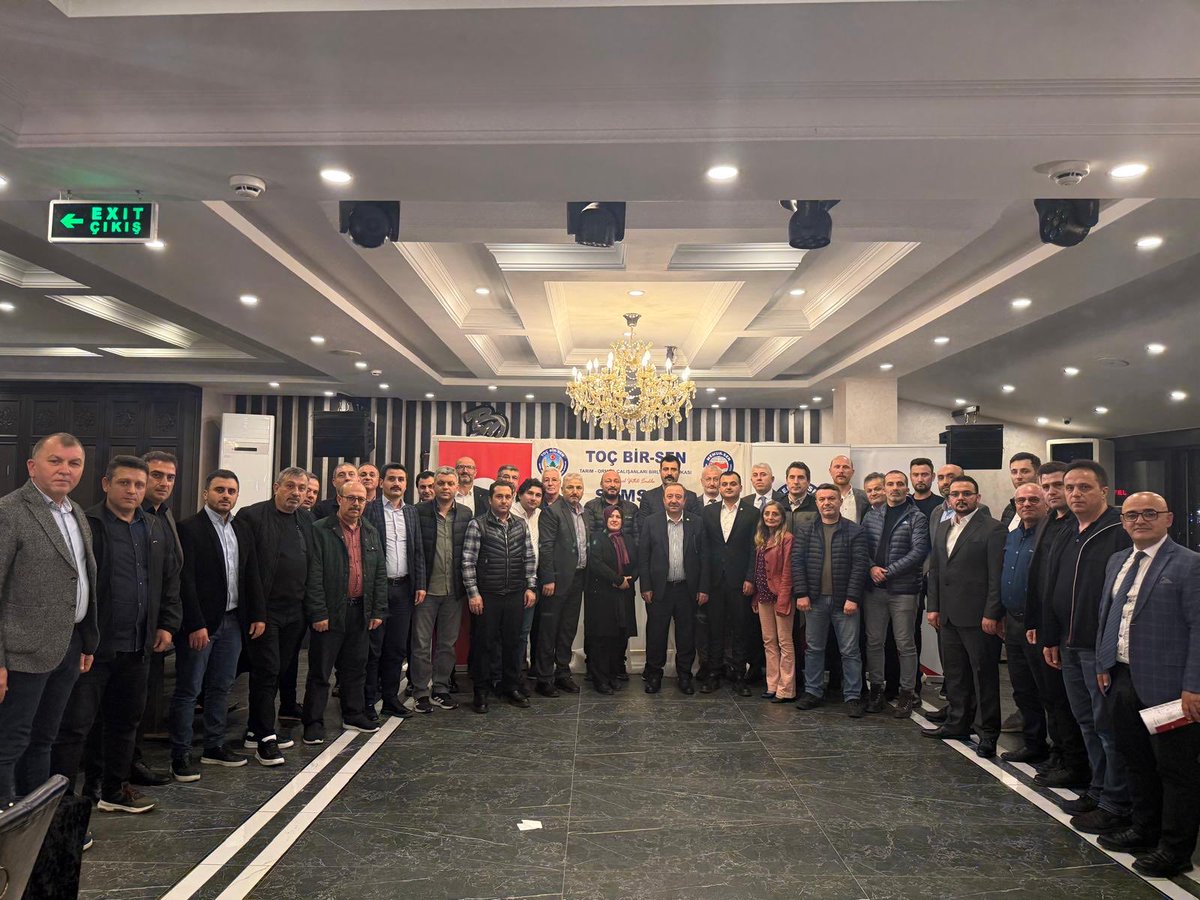 huseyinozturk_1's tweet photo. 📌 Samsun Şube Başkanlığımızın İl Divan Toplantısını; Şube Yönetimimiz, komisyon üyelerimiz ve işyeri temsilcilerimizin katılımıyla gerçekleştirdik. https://t.co/QpgMCo94xM