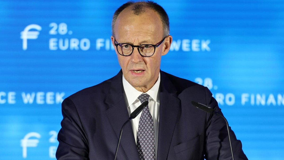 peppipets's tweet image. &amp;gt;Vá para um evento com infraestrutura precária

&amp;gt;Reclame e vá embora

&amp;gt;Agradeça por ter saído

&amp;gt;Se recuse a pedir desculpas

&amp;gt;Veja o evento cair aos pedaços com incêndio