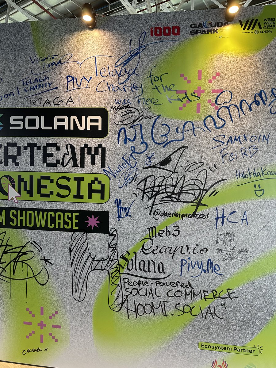 Day 1 <a href="/pivyme/">PIVY | Cypherpunk Hackathon</a> at <a href="/W3WOfficial/">Web3Week Asia 2025</a> &amp; <a href="/SuperteamINDO/">Superteam Indonesia</a> Ecosystem Showcase 🔥

(just some shots to give u guys an update)