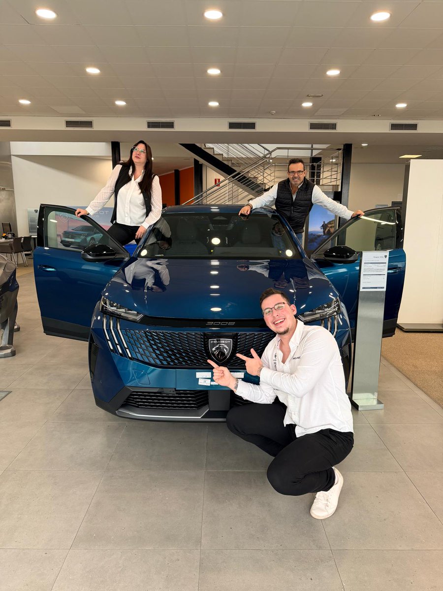 Esta BESTIA no llegará a ver la luz del #BlackFriday porque estamos convencidos de que volará esta semana en ProveYA‼️con la bajada de precios que adelantamos.

🔵 Nuevo #3008 🔥#GT Hybrid 145

⚠️ Solo disponible con oferta para clientes presenciales:

☎️ 967 215 152

#Albacete