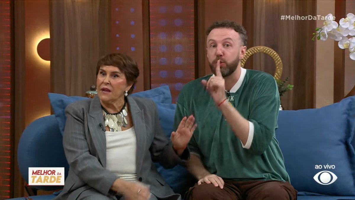 Márcia Sensitiva prometendo que Thiago vai ficar rico em 20 anos kkk  #MelhordaTarde