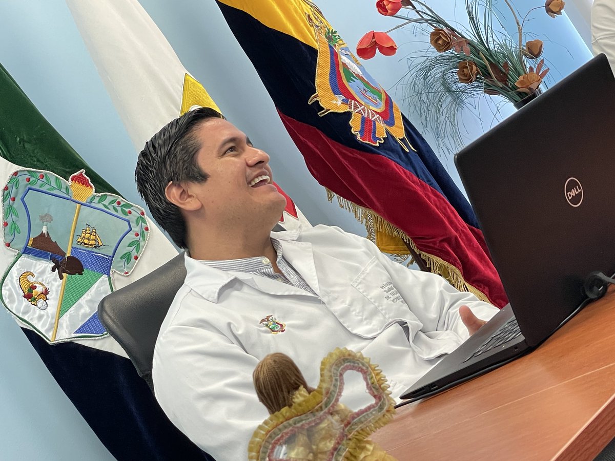 UNFPAecuador's tweet image. San Cristóbal | 💡 ¡La innovación no para! 
Junto con @ecuadorencifras, @Salud_ec, @USFQ_Ecuador y @CGGalapagos, trabajamos articuladamente para demostrar que los registros de Salud, Educación y Catastros pueden hablar el mismo lenguaje 

#GalapagosDatosParaElFuturo