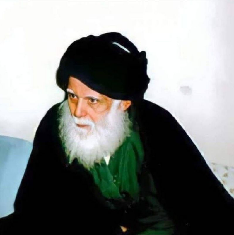 لا شك في أن البيعة للقائد المعصوم واجبة 
لا يمكن التخلف عنها شرعاً. ولكنّ الإسلام أصر عليها واتخذها أسلوباً من التعاقد بين القائد والأمّة لكي يركّز نفسياً ونظرياً مفهوم الخلافة العامّة للأمّة.

 (قدس سره)
#في_ذكر_الصدر_منفعة