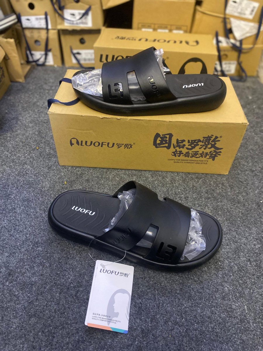 Adam_breezy01's tweet image. New Arrival ~ Luofu 🛍️

Price ~ 18,500

Available in size 40——45 

📍Kano (Delivery Nationwide)