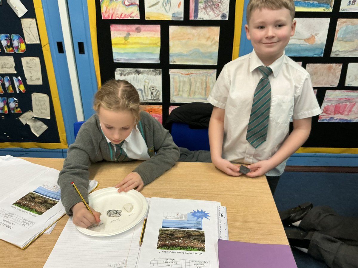 GrosvenorParkPr's tweet photo. More Science from Class 6! 🫶🤩 https://t.co/onG7dMkyAN