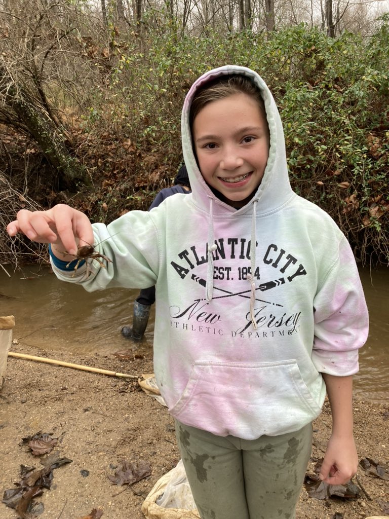 CCPS_ODS's tweet image. NCMS week 4: orange group collected data to determine if the stream is healthy #ODSchangetheworld