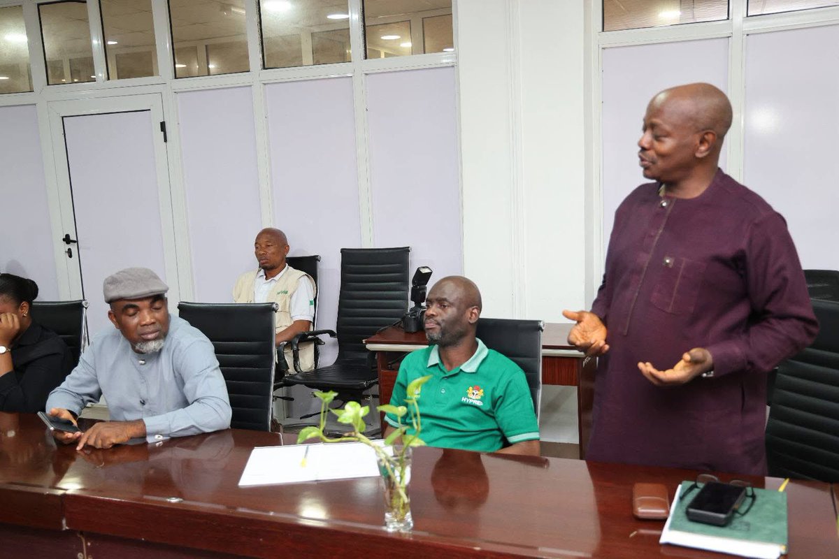 HYPREPNigeria's tweet photo. The FG, through HYPREP, has begun the process of designating the Ogoni Wetland as a Ramsar Site, with National Ramsar Focal Point and FMEnv AD Labaran Ahmed noting that the effort will protect biodiversity, improve livelihoods, and draw global attention to the region. PC Prof. https://t.co/r9mC97NwEE