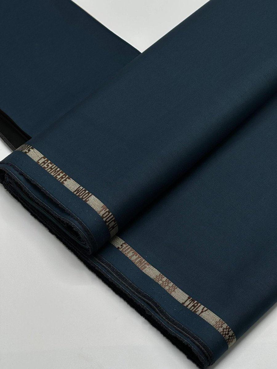 ummahomeoftrad's tweet image. ✨ISABELLA ✨
{CASHMERE WOOL 180&apos;s}

12,000 Per Yard 🛍️