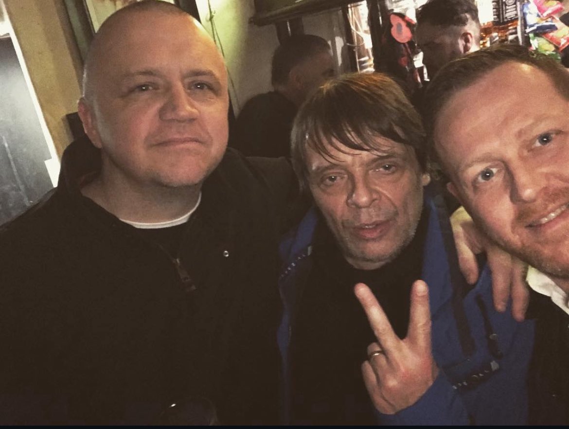 RIP mani, true red, true manc. Taken in The Old Nags Head in town a few years back. He’d had a few 🤣🍻🇾🇪