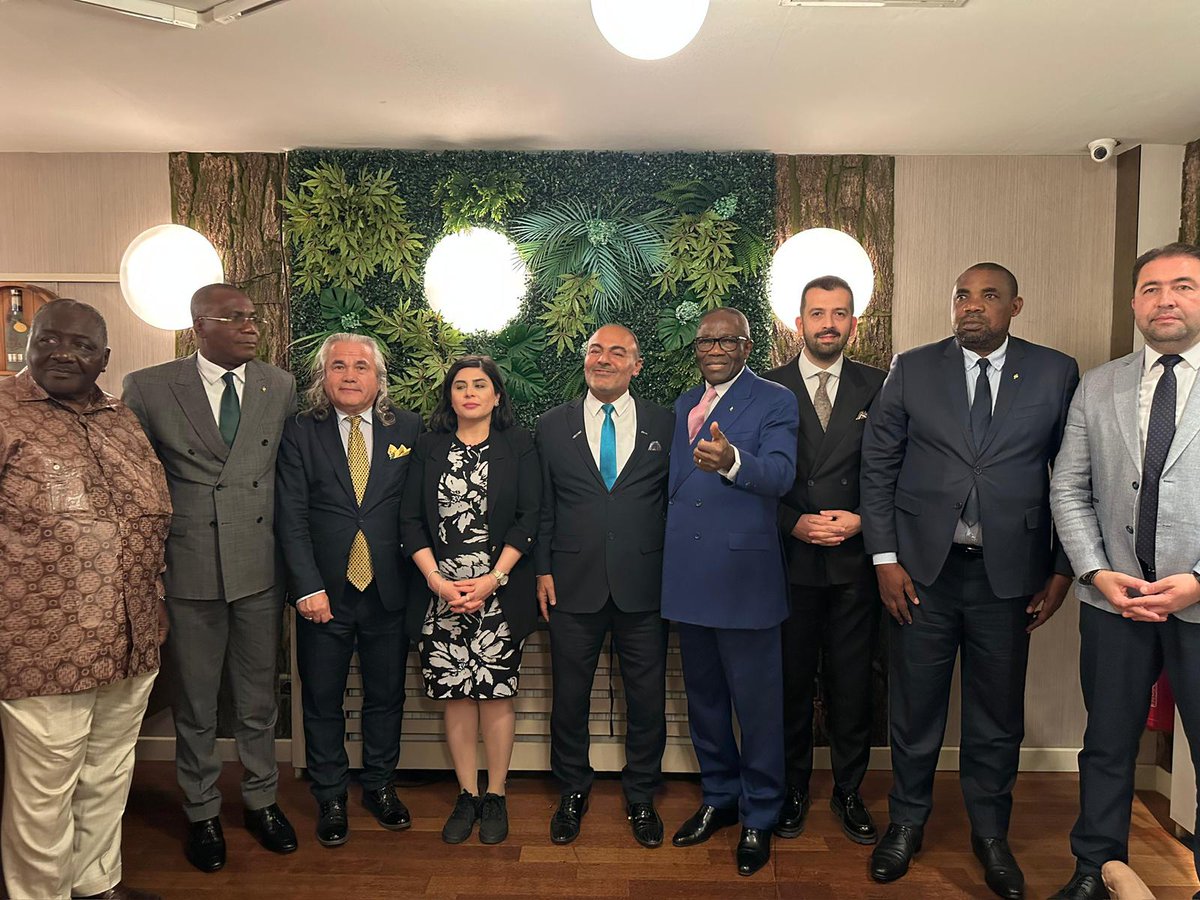 Türkiye-Kongo Cumhuriyeti İş Konseyimiz, Mahmut Sami Saka moderasyonunda, Kongo Cumhuriyeti Ulusal Meclisi Kongo–Türkiye Parlamentolar Arası Dostluk Grubu Başkanı Thierry Hobie,  TBMM ve Türkiye–Kongo Cumhuriyeti Parlamentolar Arası Dostluk Grubu Başkanı Karaman Milletvekilimiz