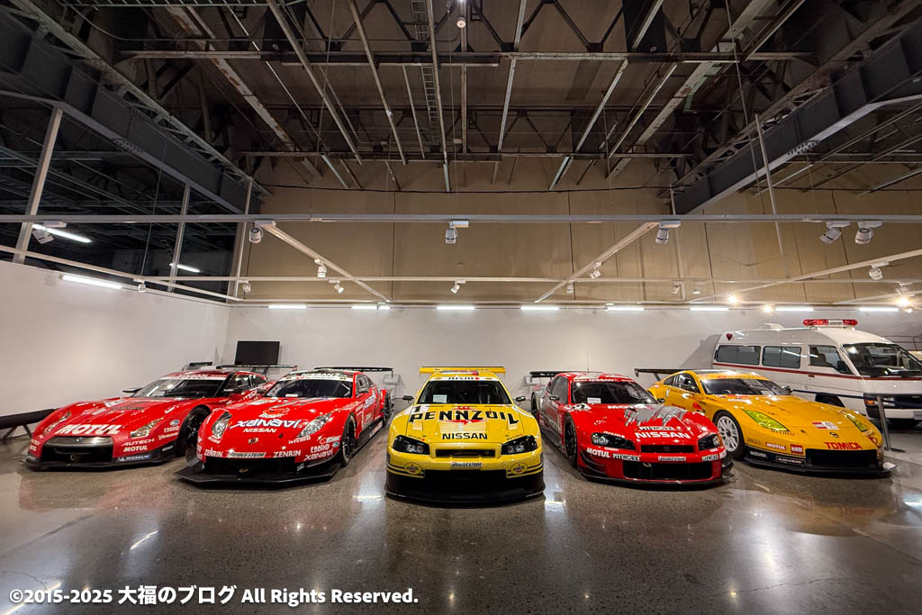 MSP_PiPi_san's tweet image. 日産ヘリテージコレクション

その名の通り、日産の歴史的名車が大量に保管展示されている、ファンにとっては最高の場所だった

ただ1台、2015年のル・マンに登場したFFマシン、GT-R LM NISMOだけはどこを探しても無い

どうやら迷車は無いようだ・・・
motorsport-photography.net/nissan-heritag…