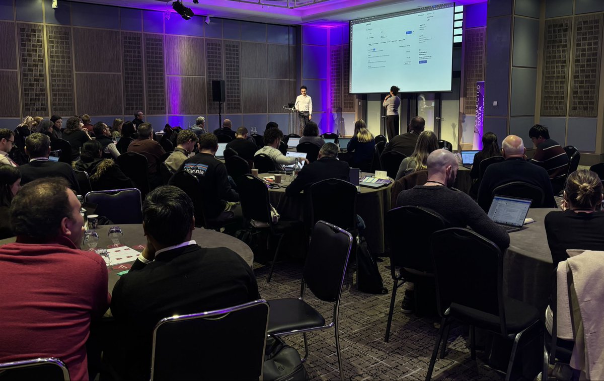 Connected_Data's tweet image. 📊 Tara Raafat and Petra Selmer lead a hands-on session on demystifying knowledge graphs and labelled property graphs. #CDL25

Got your tickets for tomorrow ? — secure your place here 👉 bit.ly/47TN7ks

#KnowledgeGraphs #SemanticTech #LinkedData #GraphTechnology…