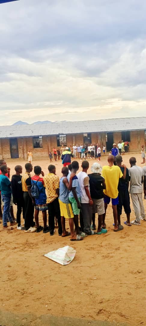 🇧🇮 Burundi pushing hard for cricket growth!

Non-ICC member Burundi is already working with schools across the country to introduce kids to cricket from an early age🙌🏏

They’re very hopeful about getting ICC membership next year, &amp; this kind of grassroots work will be massive.