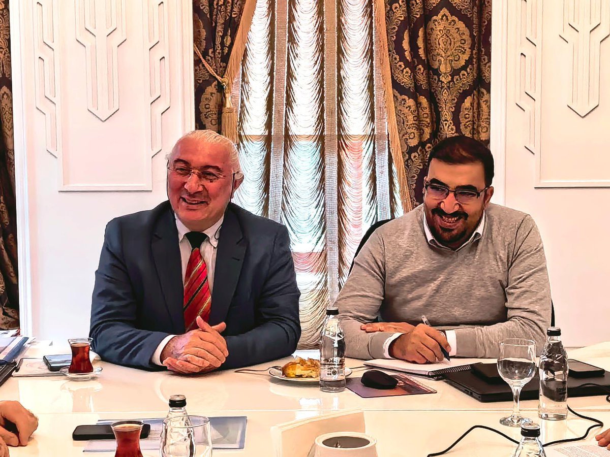 ABB Veteriner İşleri Dairesi Başkanı Mustafa Şener, Ankara Kent Konseyi’ni ziyaret ederek AKK Hayvan Hakları ve Sokak Hayvanları Çalışma Grubu bünyesinde yapılabilecek ortak çalışmalar üzerine istişarede bulundu.

Toplantıda, ABB Veteriner İşleri Dairesi Başkanı Mustafa Şener,