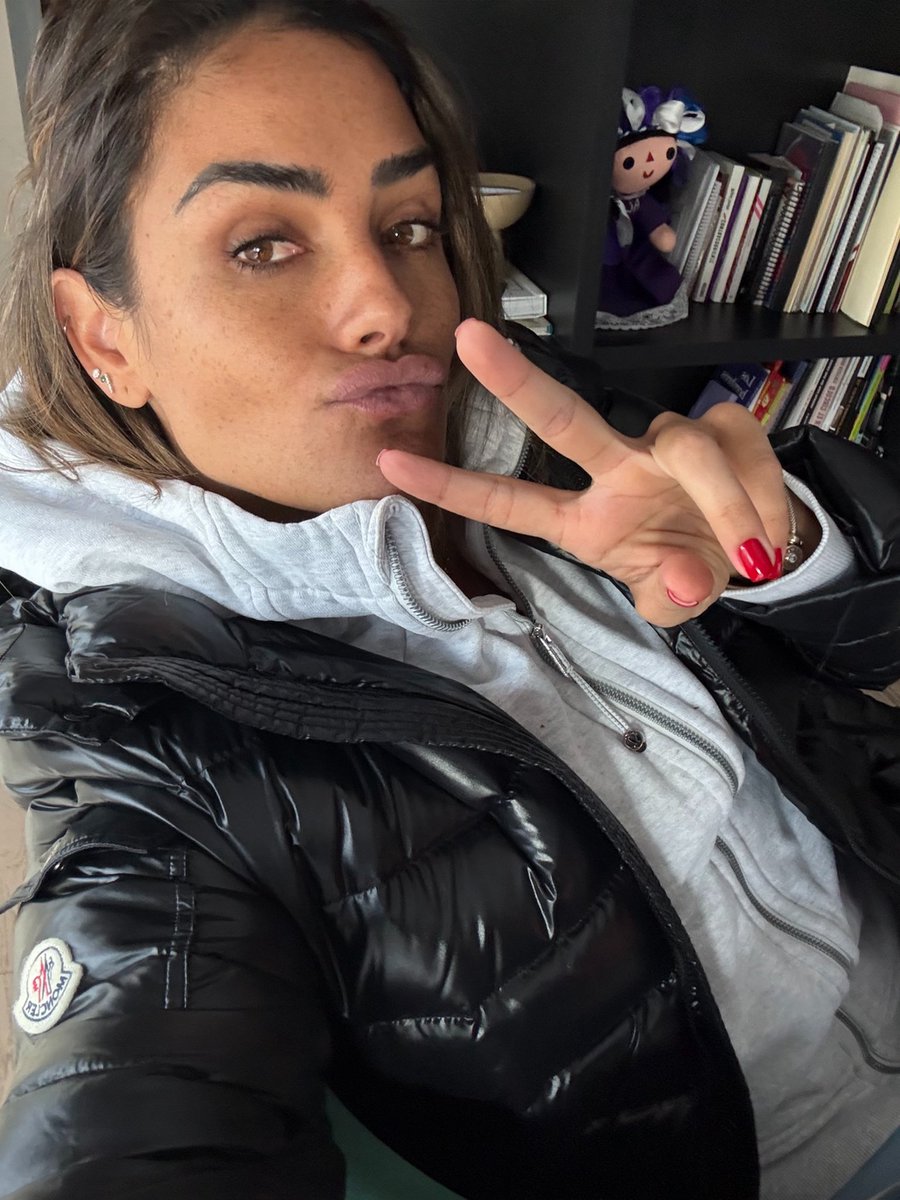 AlessandraRdlv's tweet image. Buenos días, amanecí muy preocupada porque los diputados (que no conocen) buscan hacerme “juicio político”inventando y señalando sin pruebas, para buscar culpables de su represión y autoritarismo en la marcha pasada. 

Son todo lo que juraron destruir, represores, abusivos,…