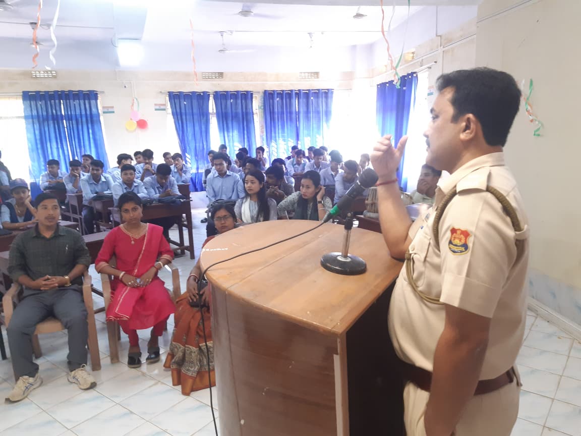 On 20.11.25 OC TLM PS A/W PS officers participated in drug awareness programme at Teliamura Govt. Degree College wherein respected Principal, professors &amp; students took part. Discussed about the menace of drug exposures towards the society and the ways to get rid from such curse
