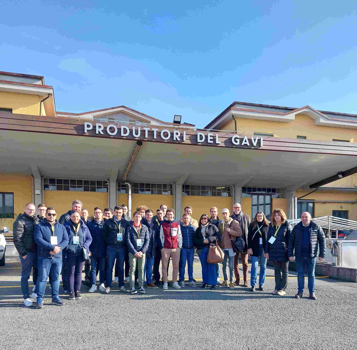 ColdirettiAL's tweet image. Nonostante quest’Europa e la troppa burocrazia crescono gli Under 30 in agricoltura 
Giovani Impresa @coldiretti riuniti in Assemblea alla Cantina Produttori del Gavi Al centro del dibattito le incertezze legate al taglio della Pac ma anche innovazione e reciprocità
@ColdirettiG