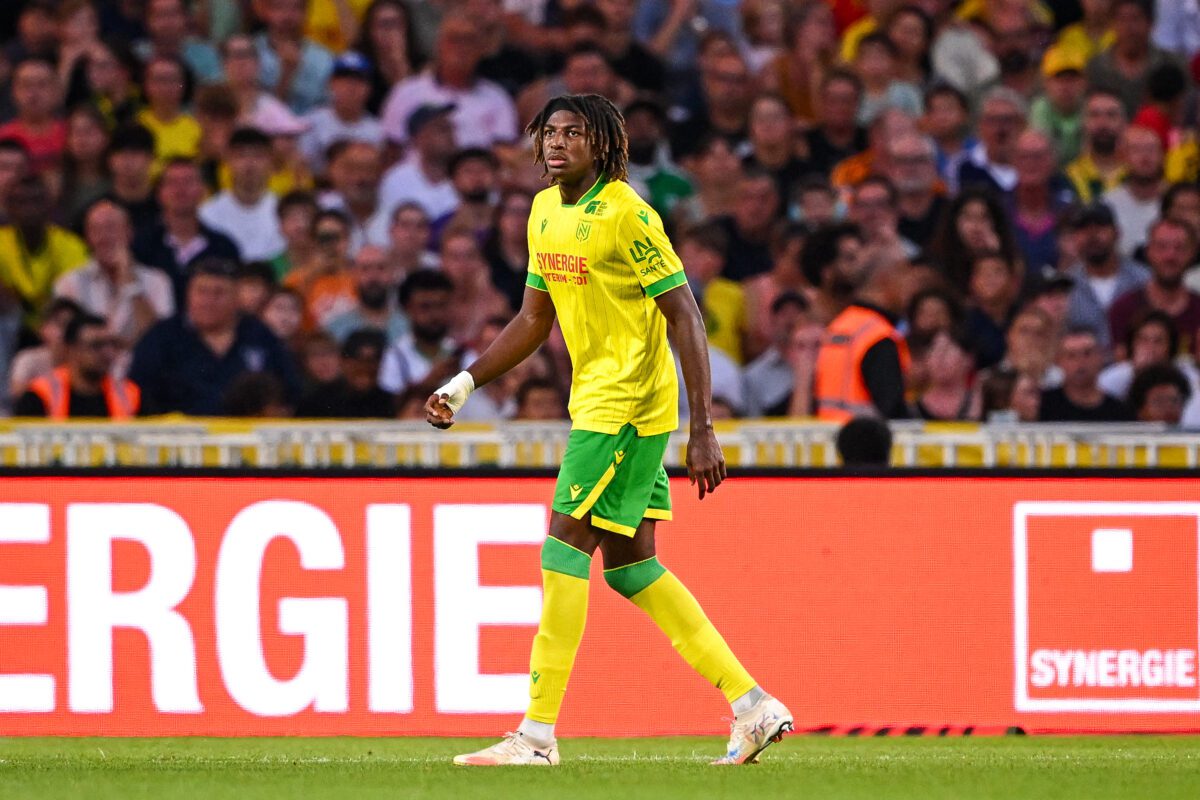 Tylel Tati v akcii za Nantes 