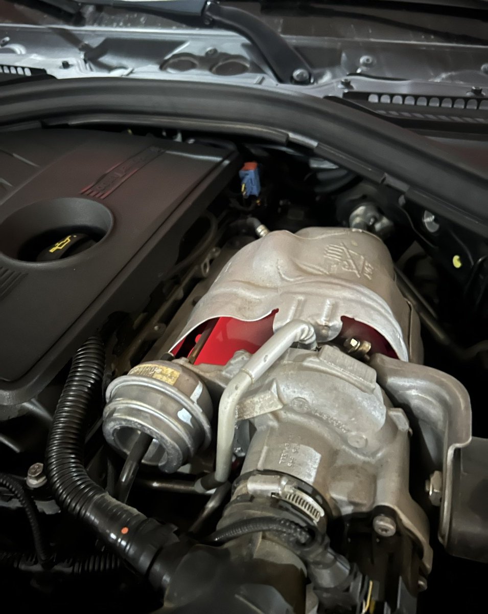 n13 biraz
utangaç galiba